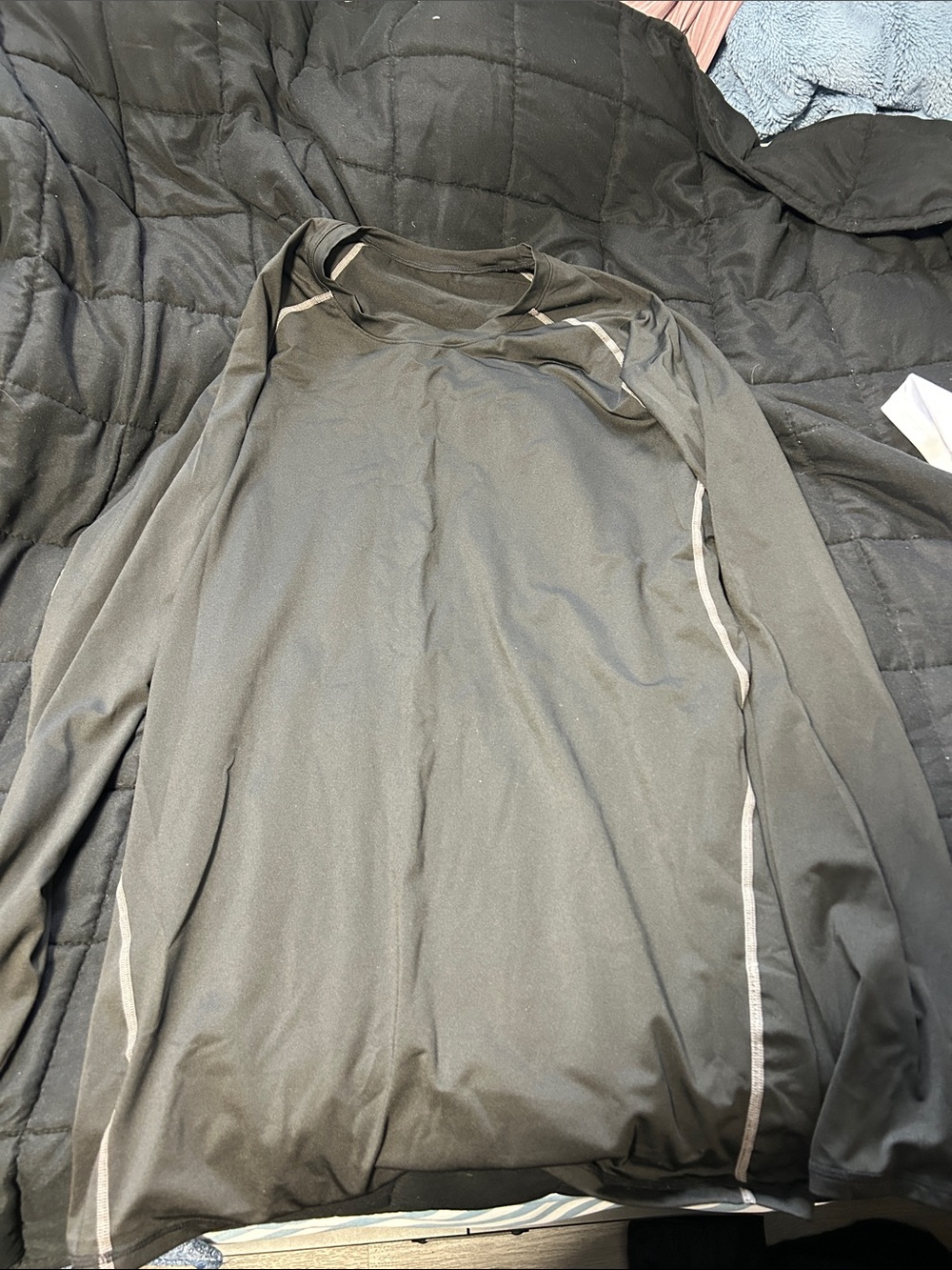 Black Long Sleeve Athletic Top with Gray Piping